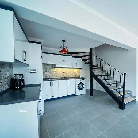 Only Blue Rhapsody Apartmanhotel