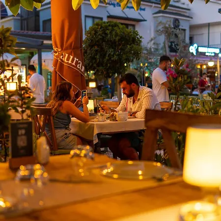 Apartmanhotel Only Blue Rhapsody 4*